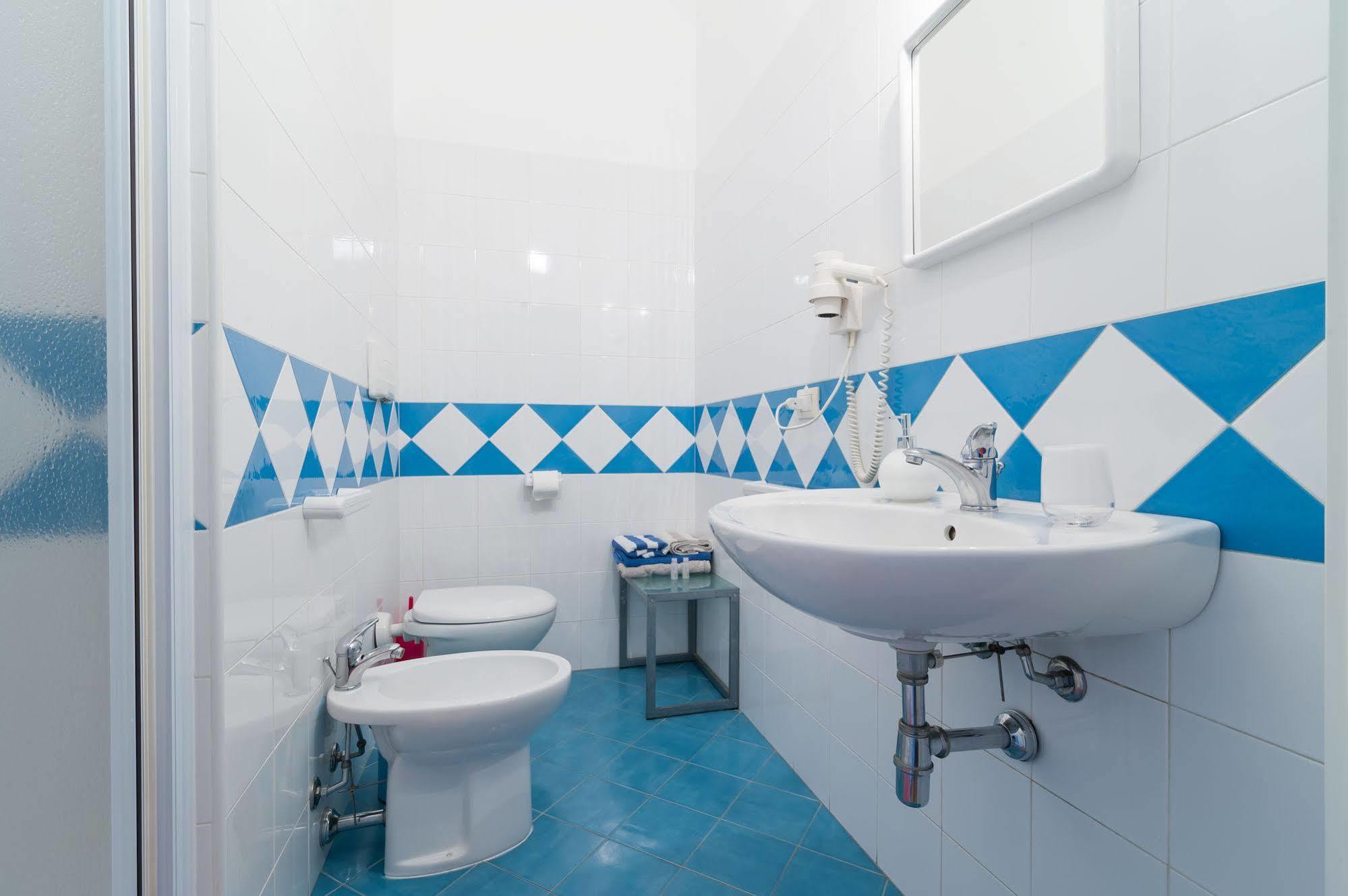 Affittacamere Art Rooms Cagliari Dış mekan fotoğraf
